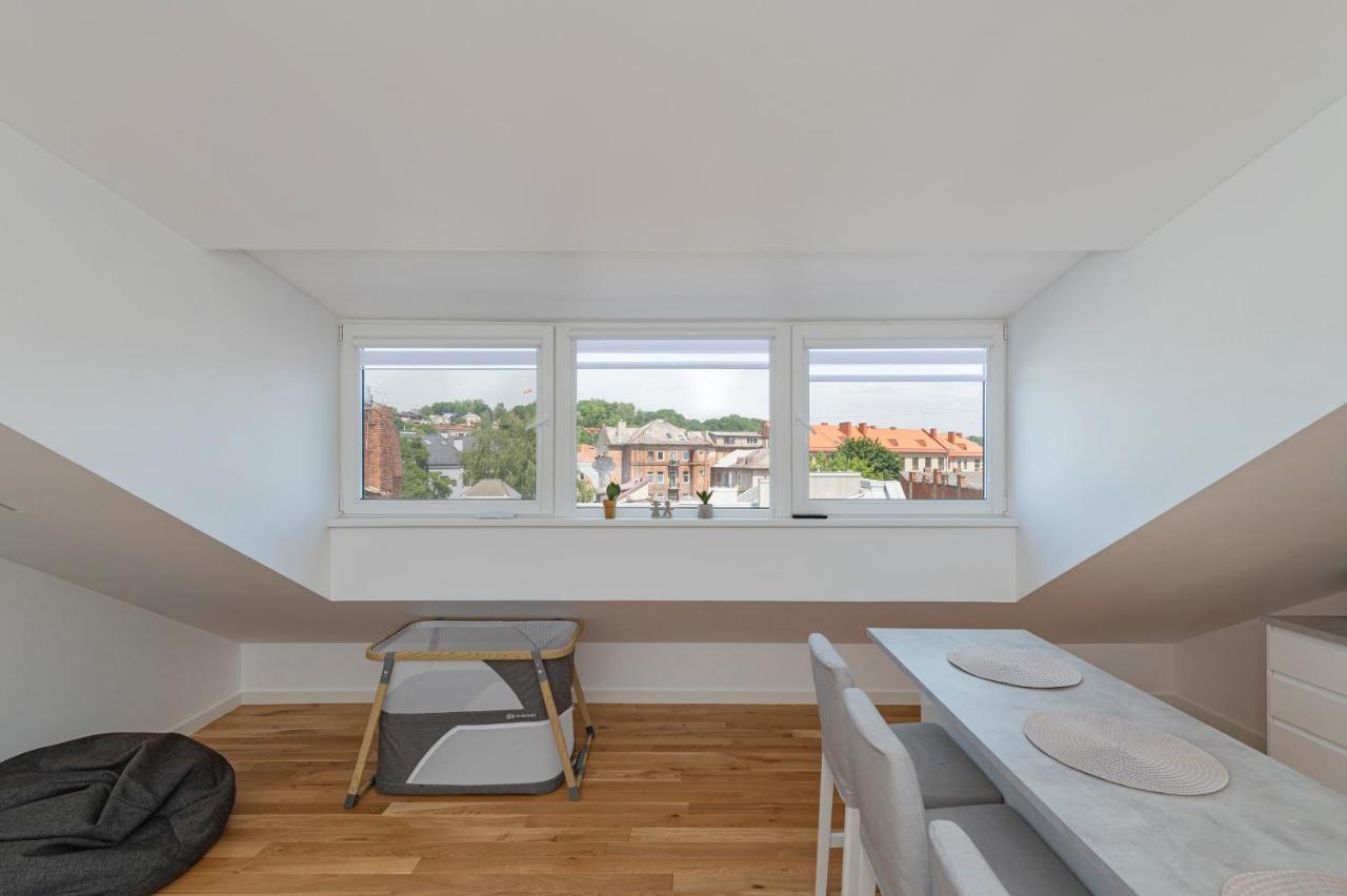 White 1 Bd Old Town Apartment By Hostlovers Kowno Zewnętrze zdjęcie