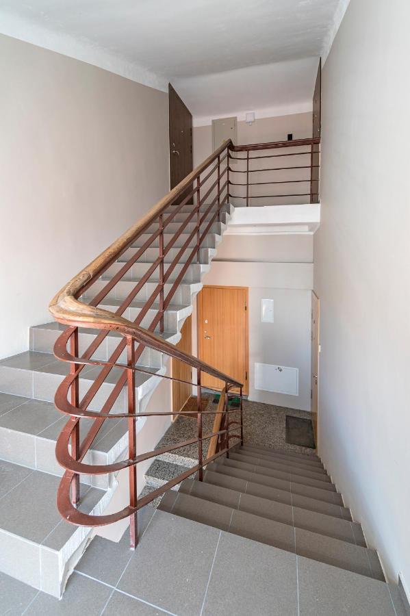 White 1 Bd Old Town Apartment By Hostlovers Kowno Zewnętrze zdjęcie